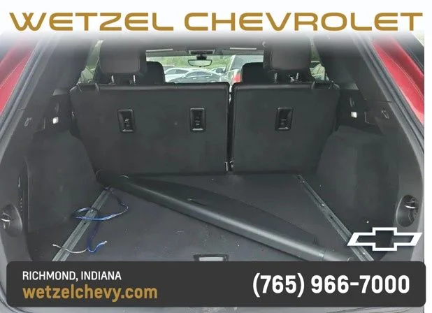 Used 2022 Red Cadillac Sport image 6