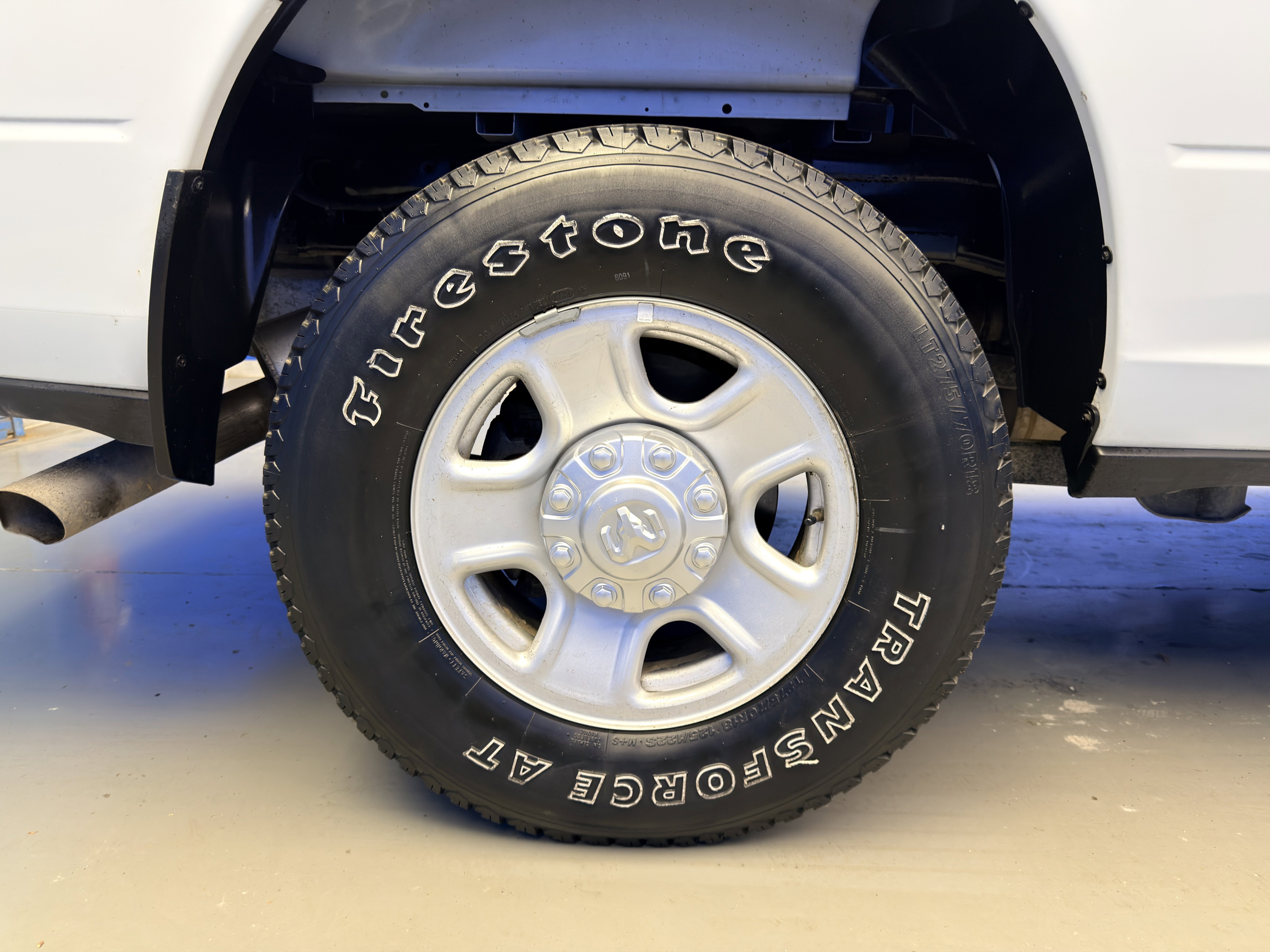 Used 2023  Ram Tradesman image 9