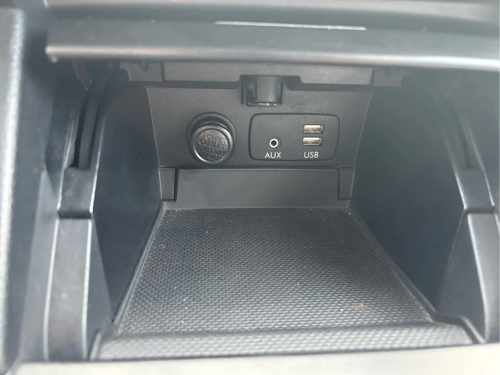 Used 2018 Magnetite Gray Metallic Subaru Limited image 37