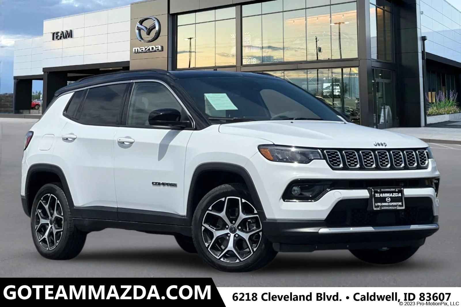 2025 Jeep Compass Limited 4X4's photo