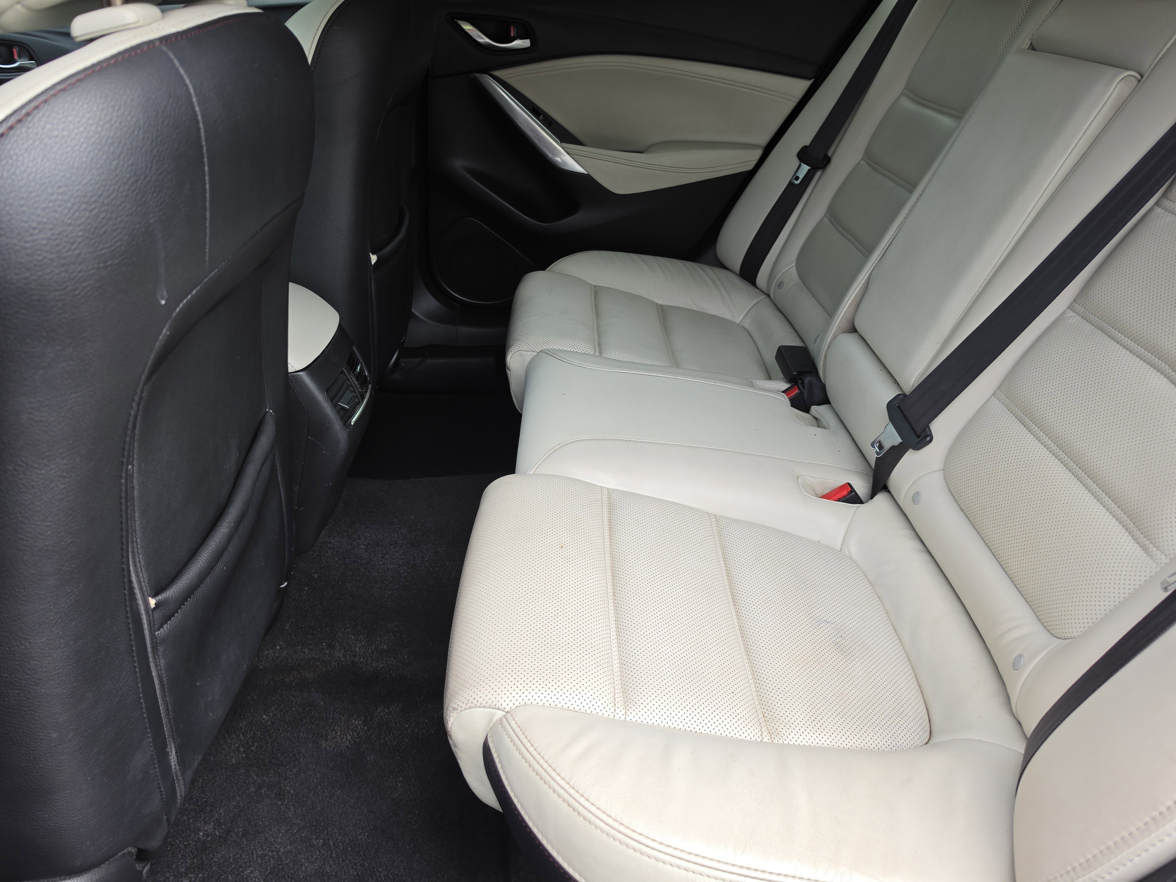 Used 2017 Soul Red Metallic Mazda Grand Touring image 12