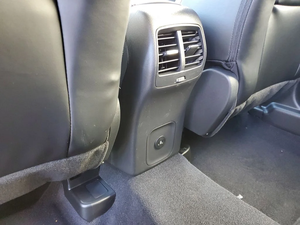 2026 Ford Escape ST-Line - Photo 25