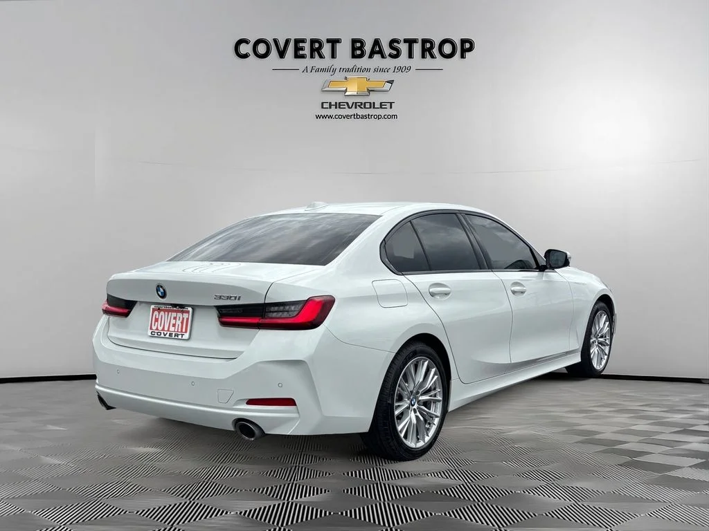 Used 2023 White BMW 330i image 6