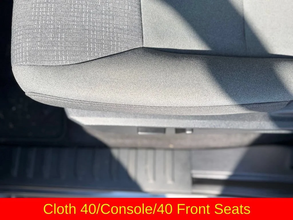 Used 2024 Gray Ford XLT image 27