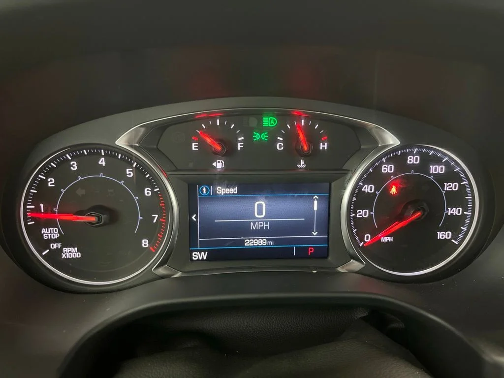 Used 2023 Silver GMC SLE image 8