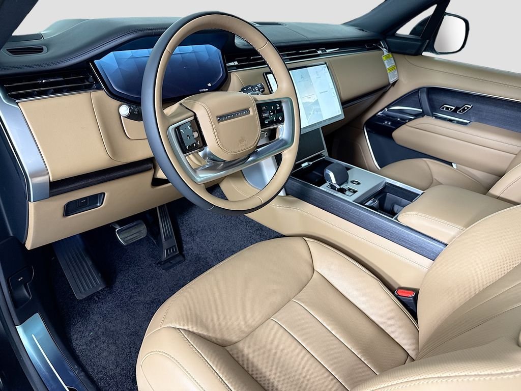 New 2026 Obsidian Black Satin Land Rover SE image 9