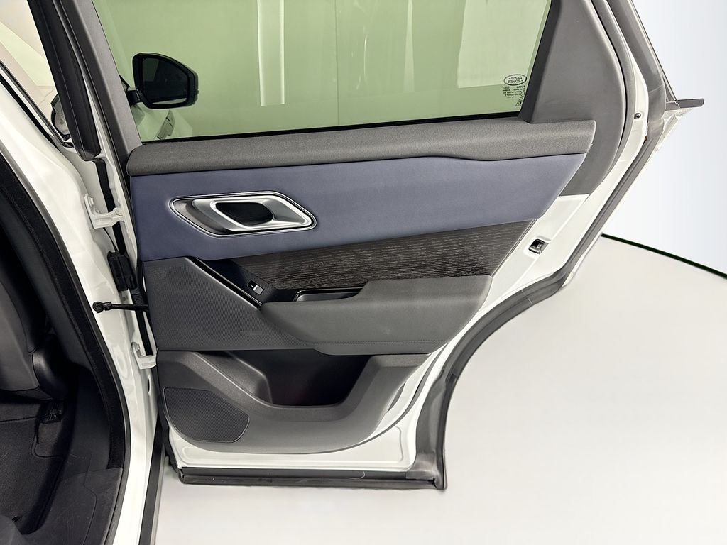 Certified Used 2024 Fuji White Land Rover S image 28