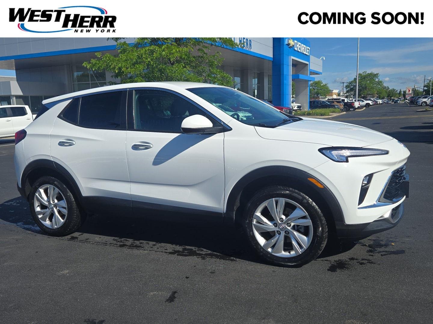 Used 2026 Summit White Buick Preferred image 1