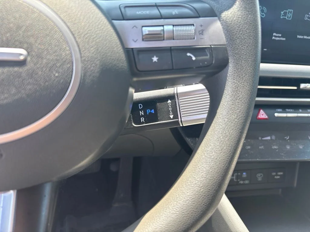 Used 2025 Silver Hyundai SEL image 26