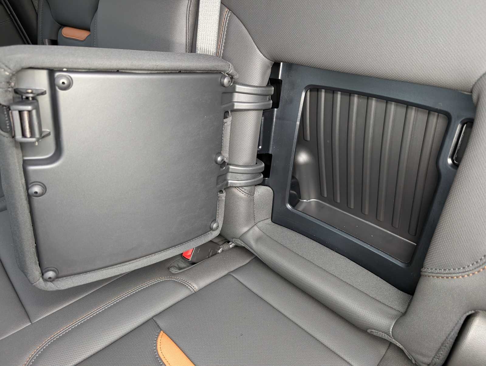 2026 GMC Sierra 2500HD AT4 - Photo 22