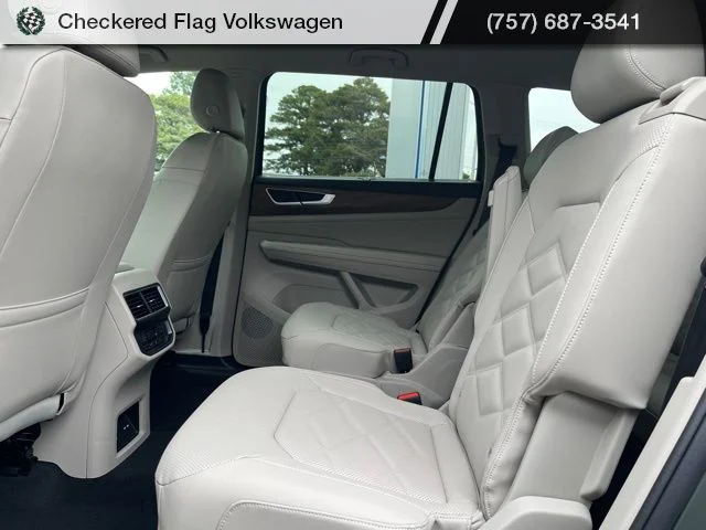 New 2026 Green Volkswagen 2.0T SE w/Technology image 26