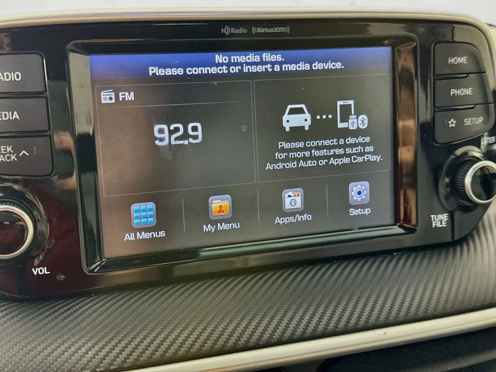 Used 2019 White Hyundai Value image 15