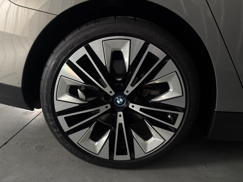 Used 2024 Gray Metallic BMW eDrive40 image 24