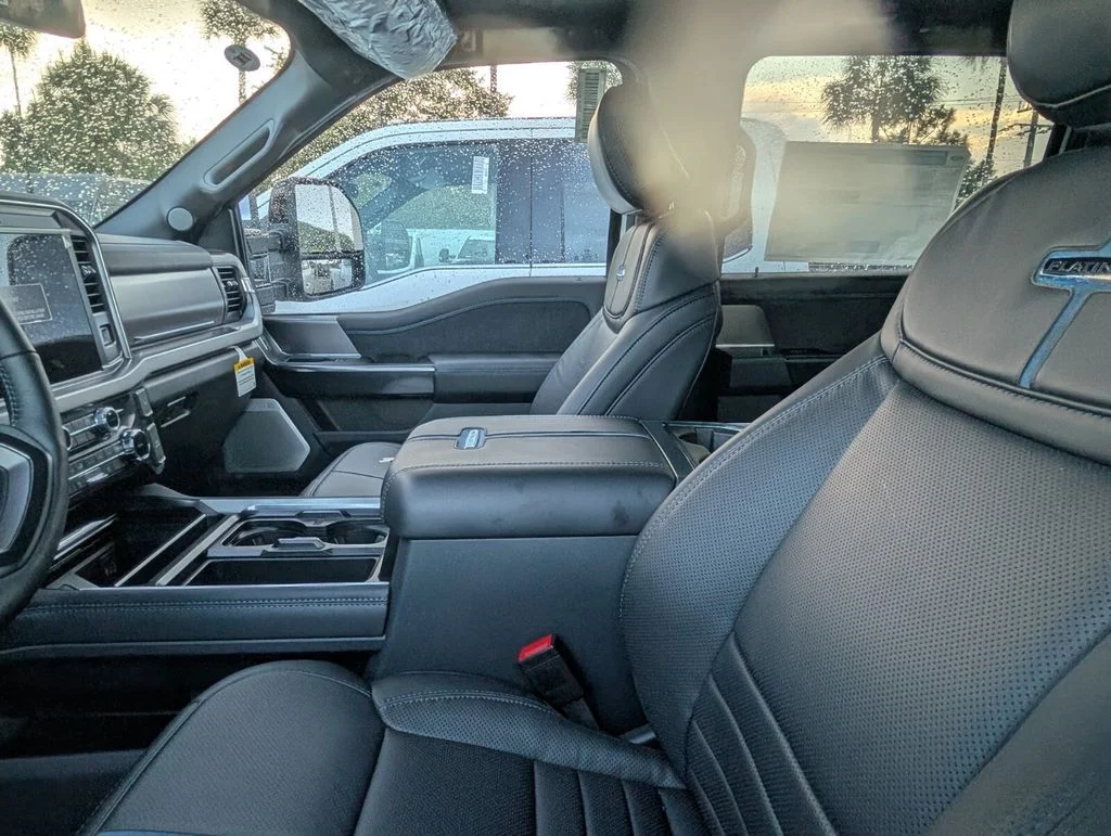 New 2026 Star White Metallic Tri-Coat Ford F-250® Platinum® image 7
