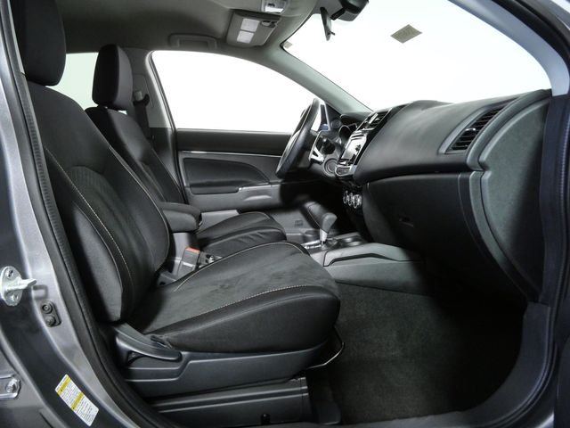 Used 2015 Gray Mitsubishi GT image 11