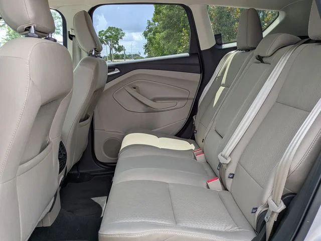 Used 2018 Ingot Silver Ford SE image 14