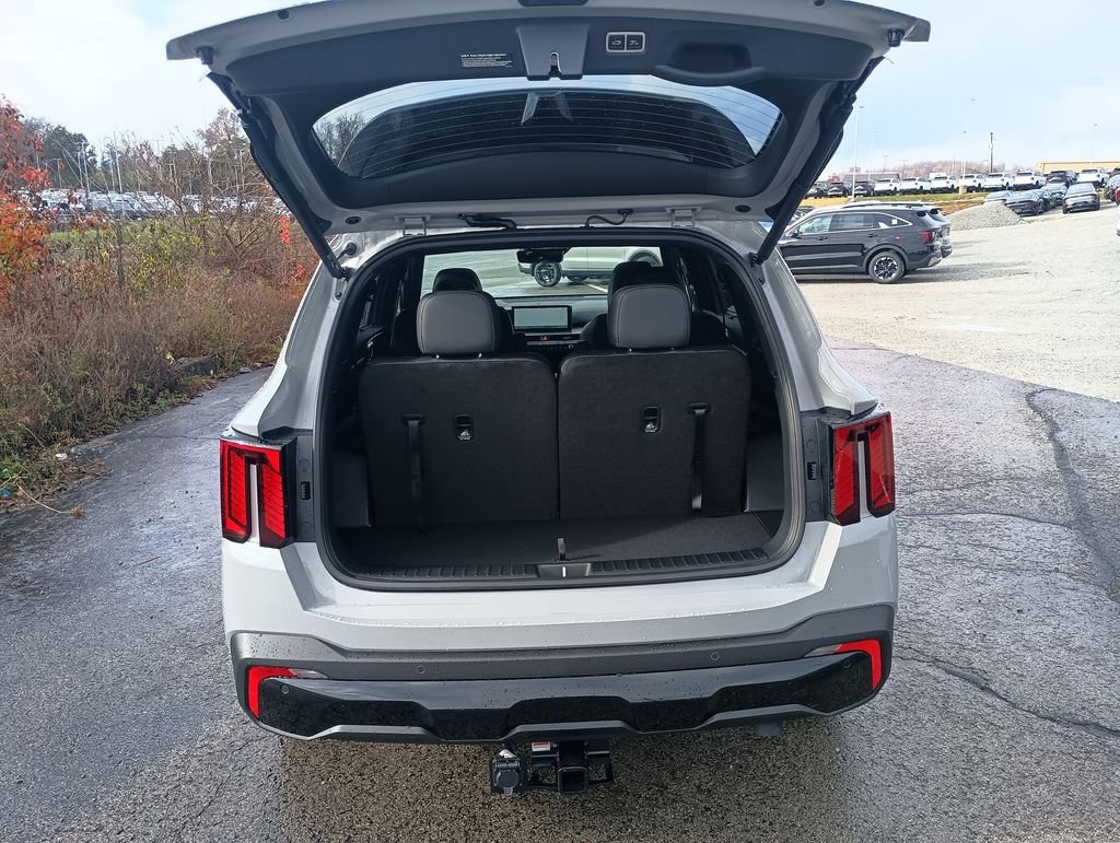New 2026 Wolf Gray Kia X-Line SX Prestige AWD image 31