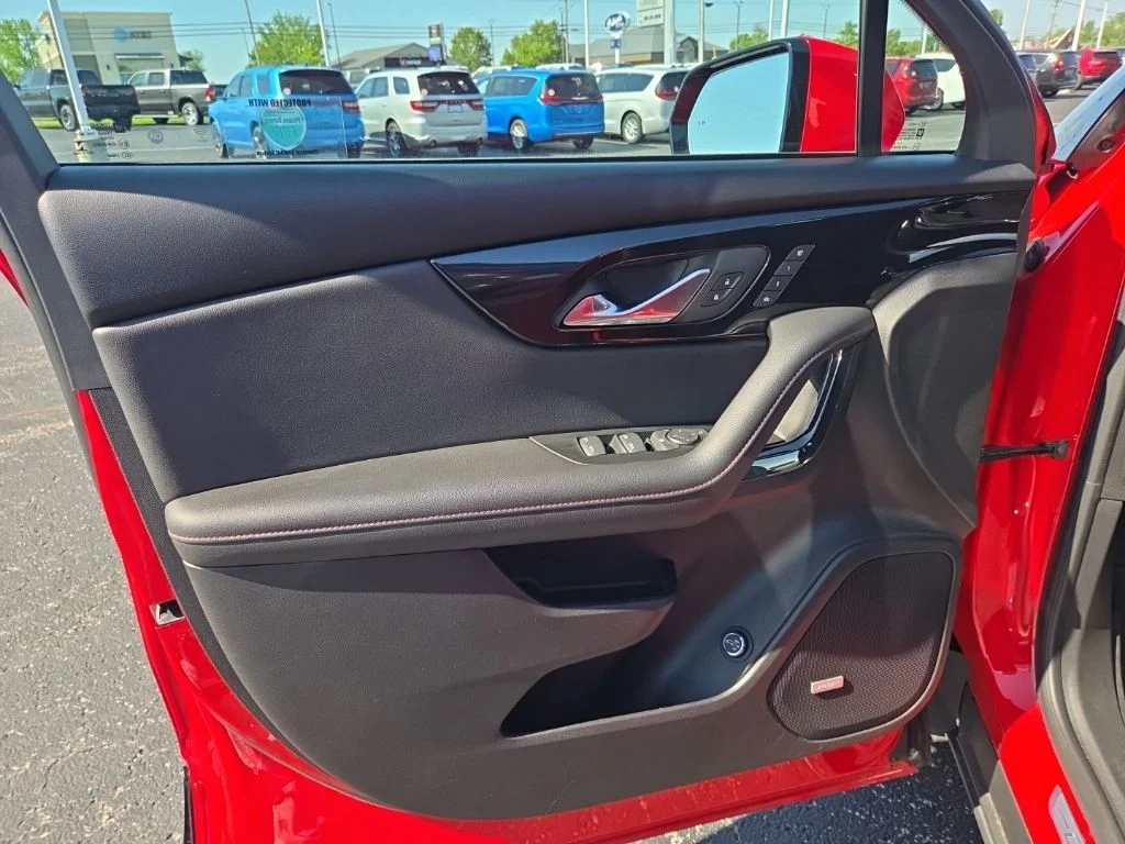 Used 2023 Red Chevrolet RS image 27