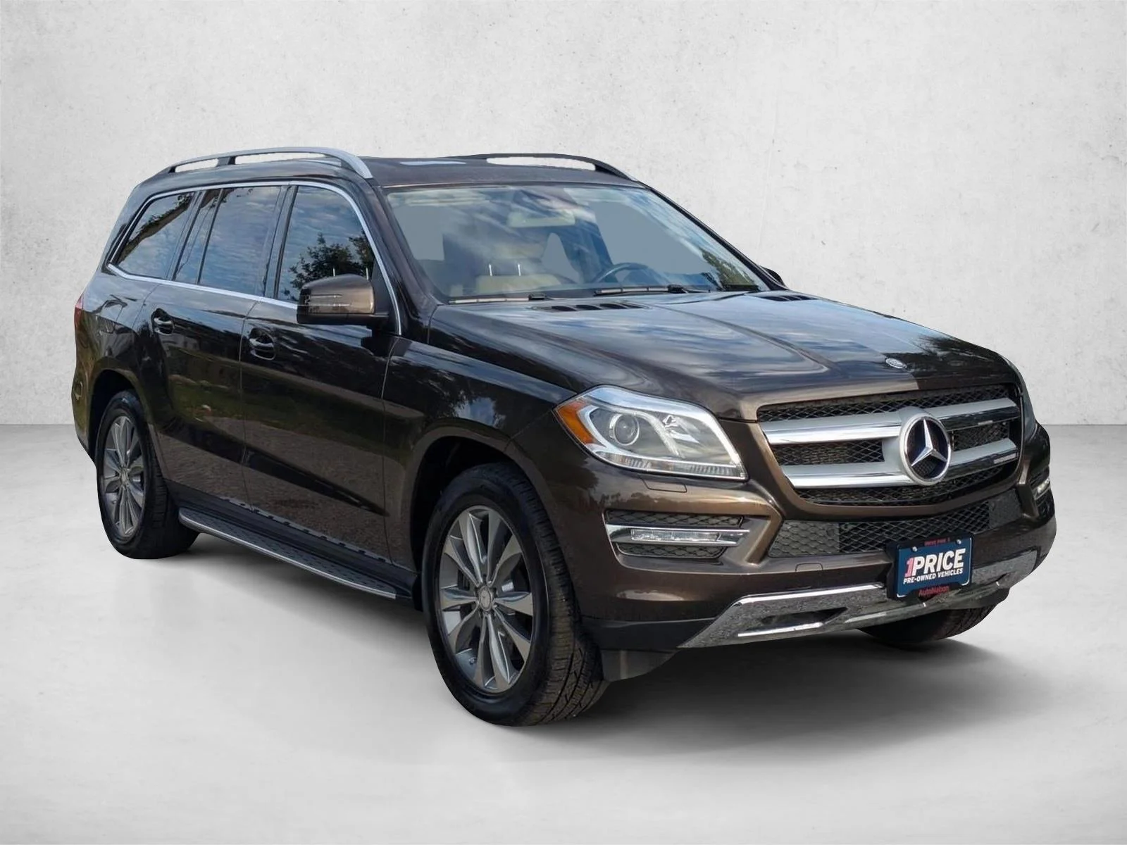 Used 2013 Brown Mercedes-Benz GL 450 image 3