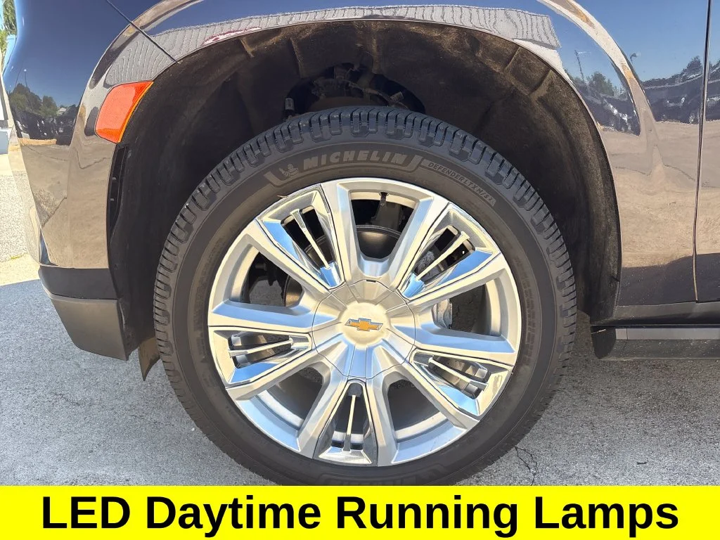 Used 2024 Gray Chevrolet High Country image 21