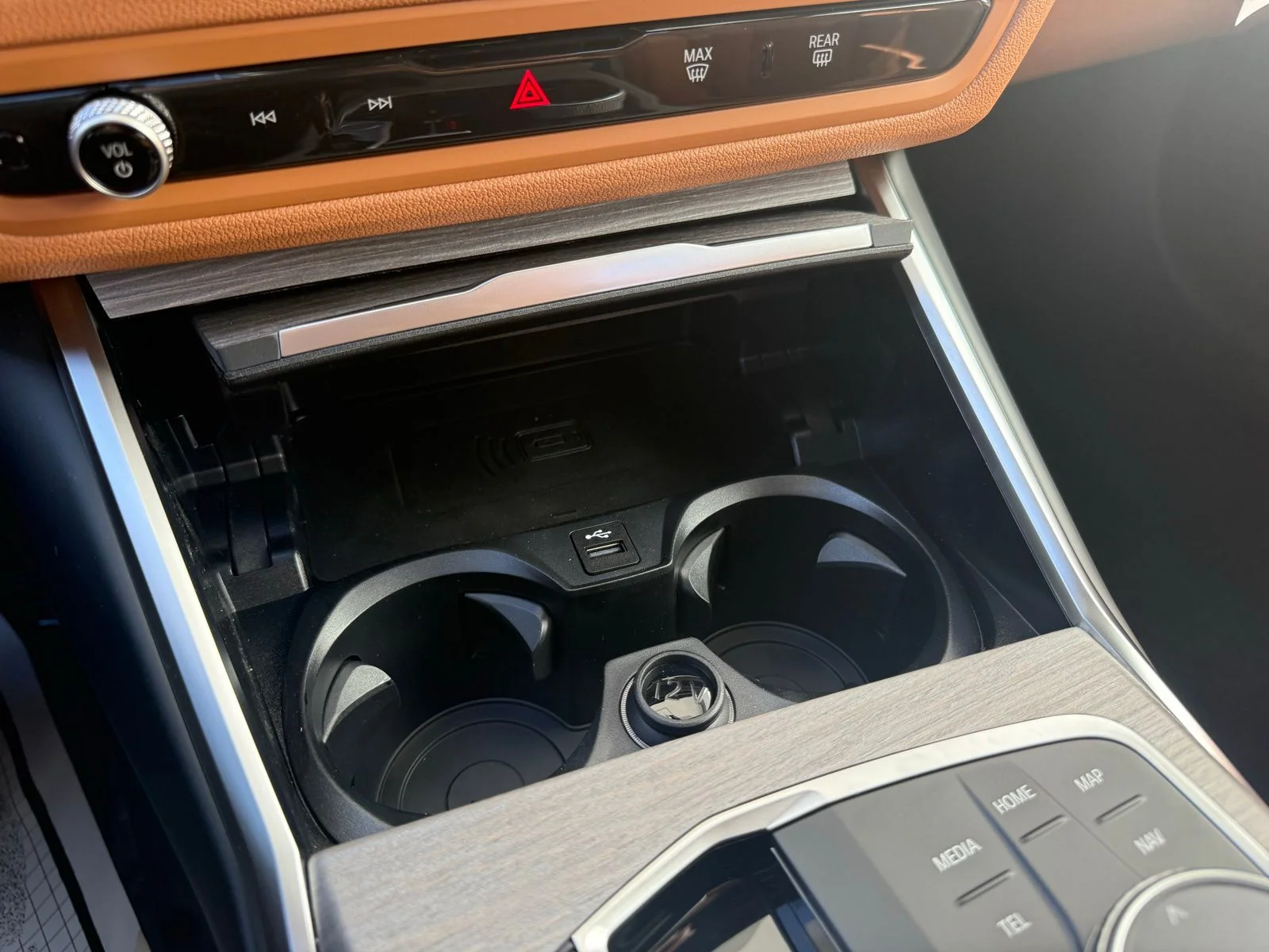 New 2026 Mineral White Metallic BMW 330i image 17
