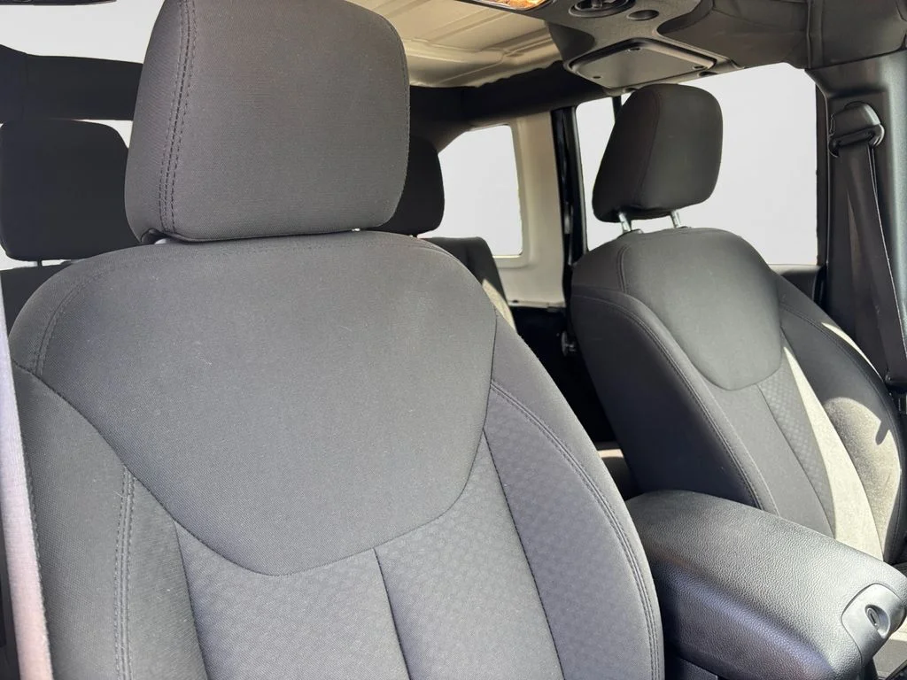 Used 2018 Black Jeep Unlimited Sport image 43
