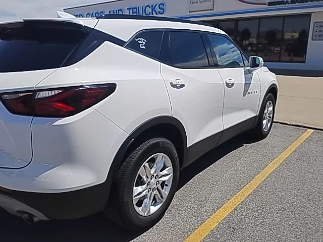 Used 2020 White Chevrolet LT image 4