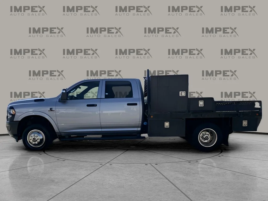 Used 2023 Silver Ram Tradesman image 5