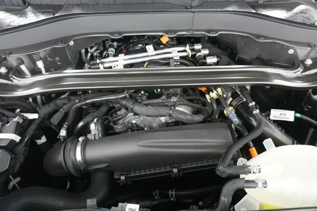 New 2026 Carbonized Gray Metallic Ford Platinum™ image 37