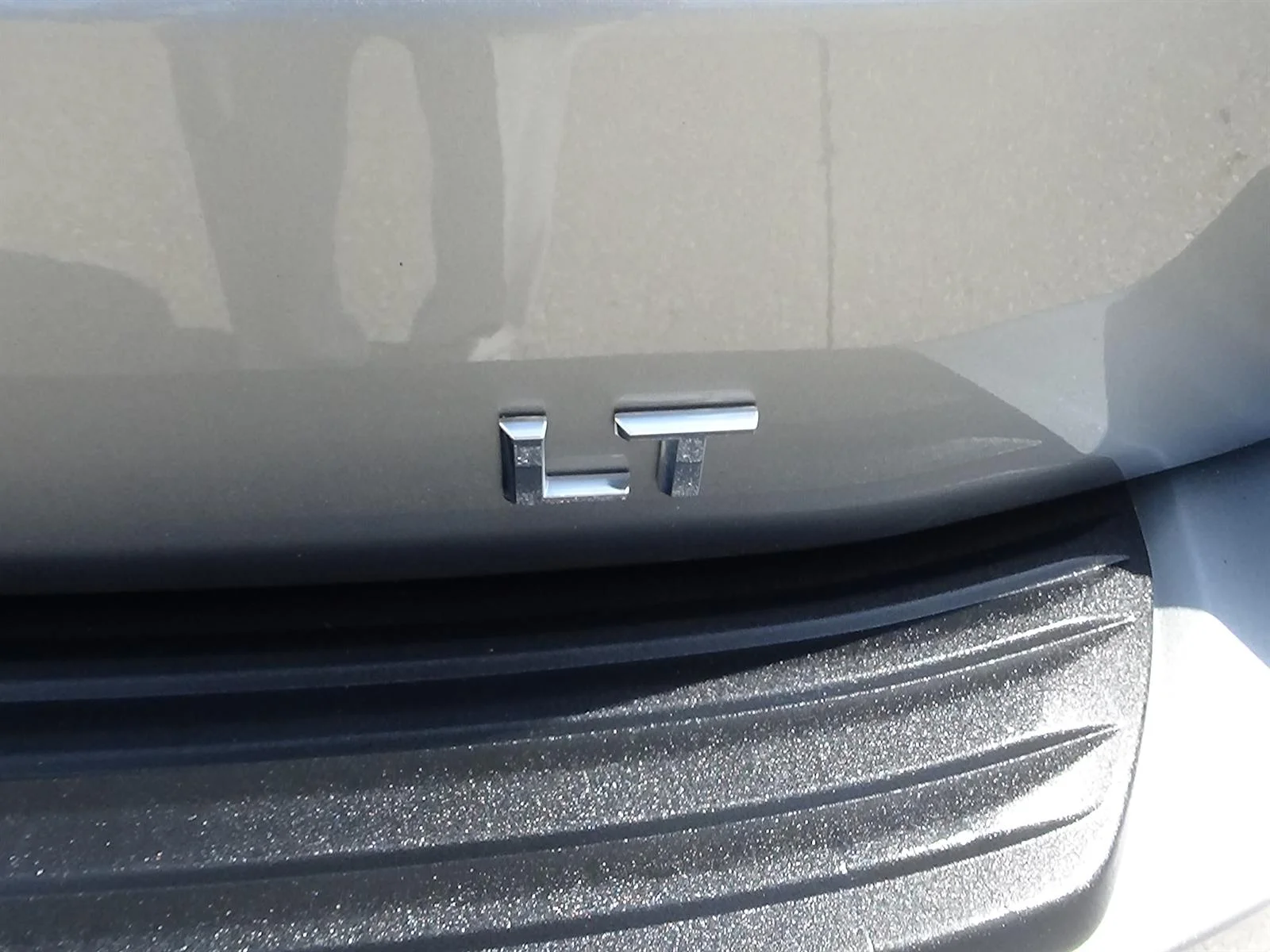 Used 2025 Sterling Gray Metallic (gxd) Chevrolet LT image 9