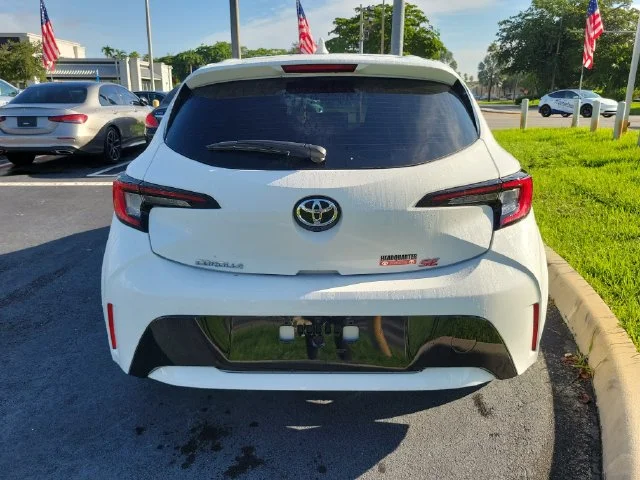 Used 2025 White Toyota SE image 5