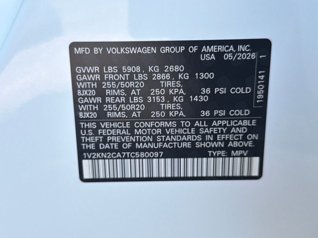 Used 2026 White/off-white Volkswagen SE w/Technology image 30