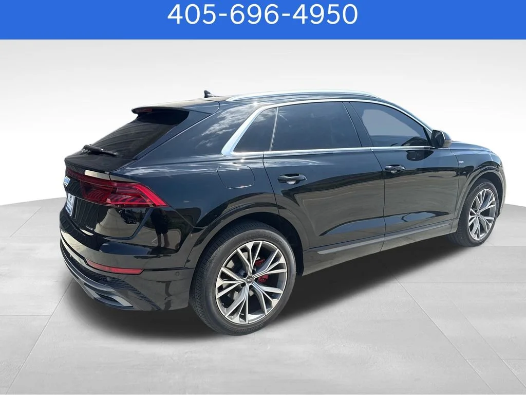Pre-Owned 2022 Audi Q8 Prestige