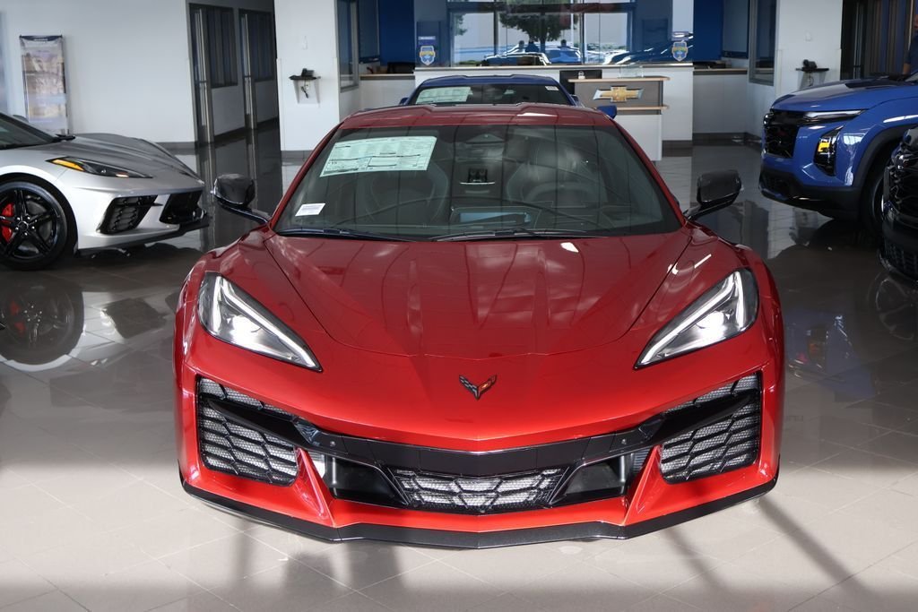New 2026 Red Mist Metallic Tintcoat Chevrolet 2LZ image 2
