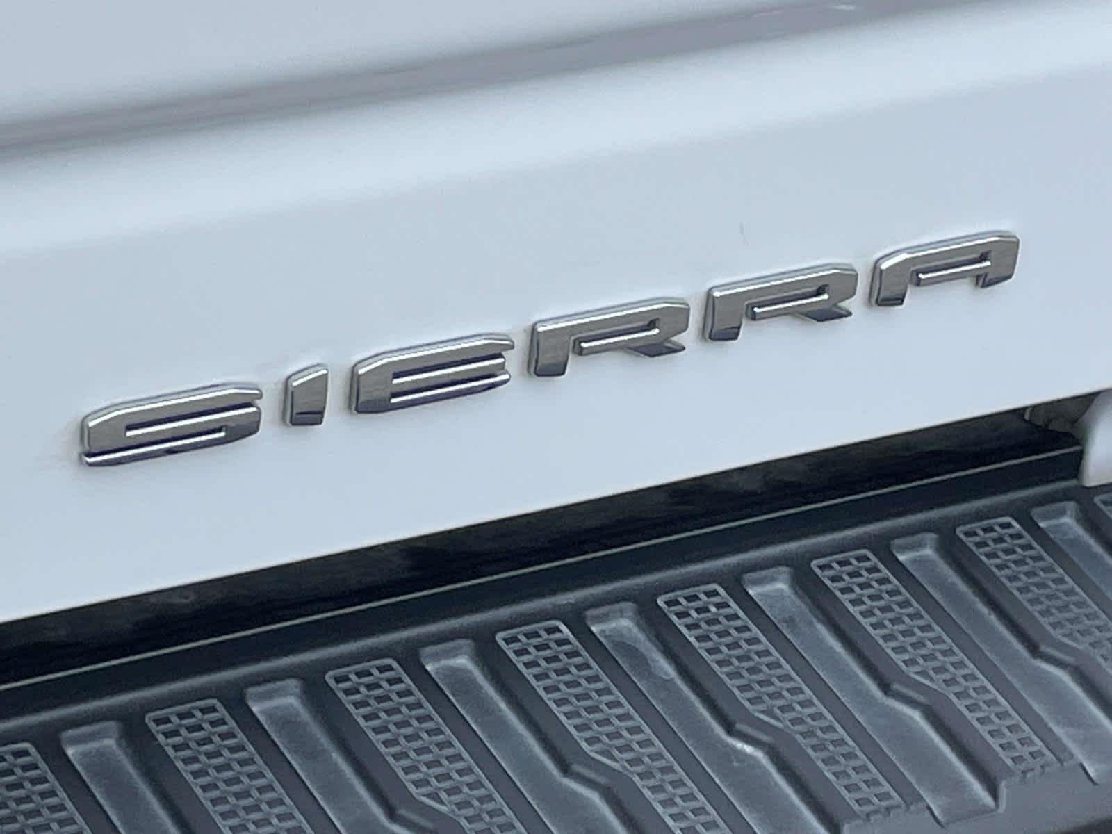 Used 2023 Summit White GMC Denali image 20