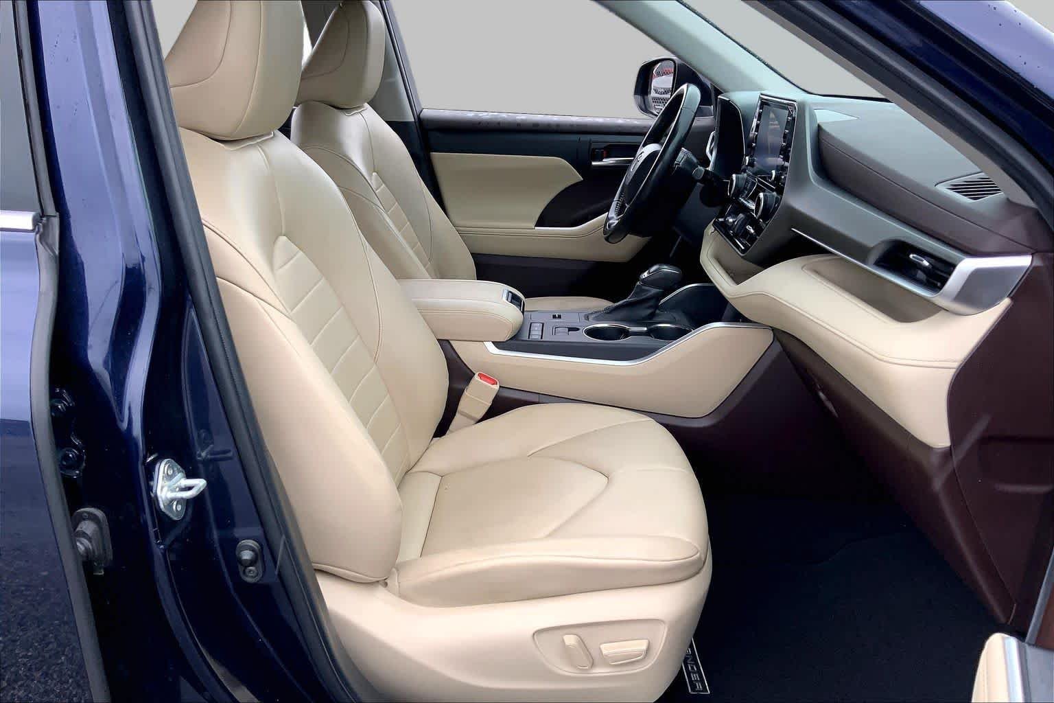 Used 2022 Blueprint Toyota XLE image 9