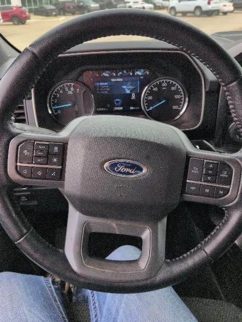 Used 2021 White Ford XLT image 9