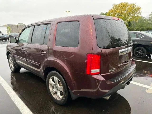 Used 2012 Honda Pilot EX-L with VIN 5FNYF4H50CB073755 for sale in Middleburg Heights, OH