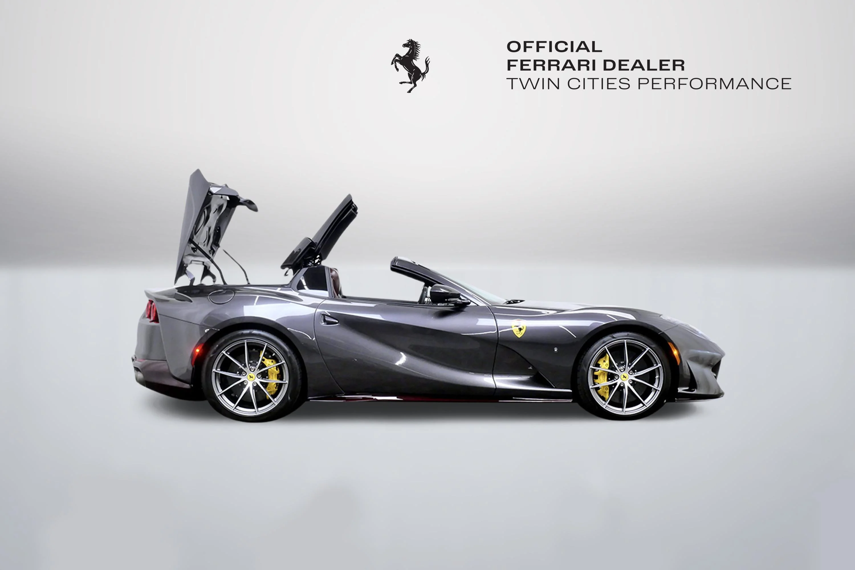 2022 Ferrari 812 GTS photo 8