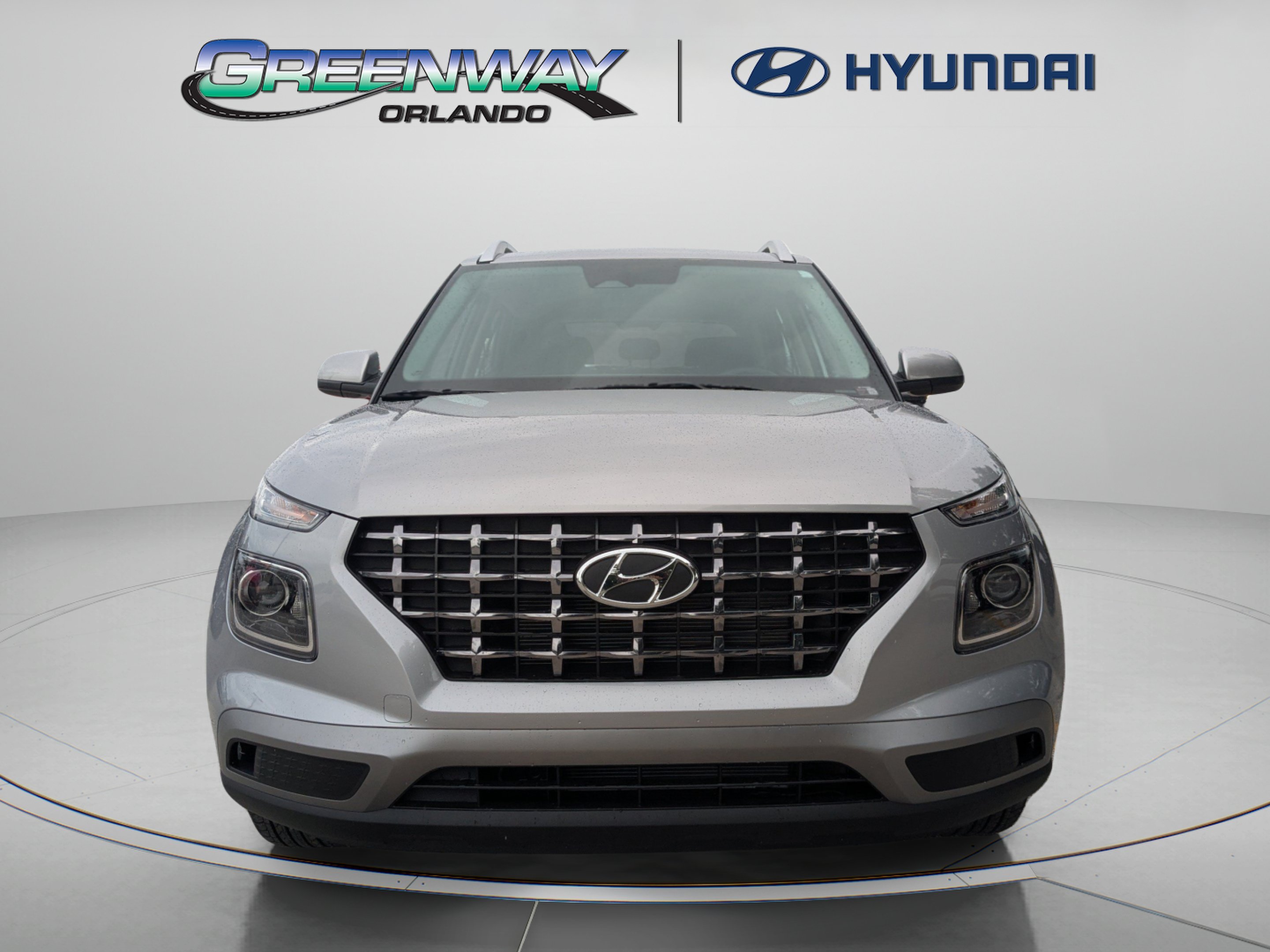 New 2026 Shimmering Silver Hyundai SEL image 2