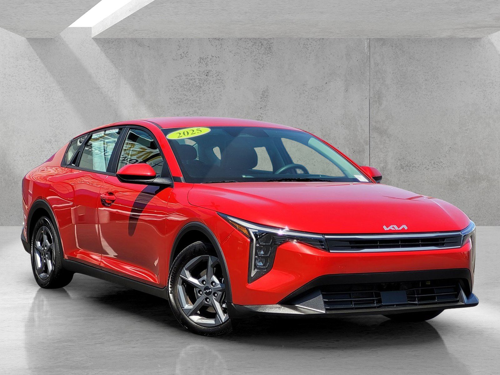 2025 Kia K4 LXS AT's photo