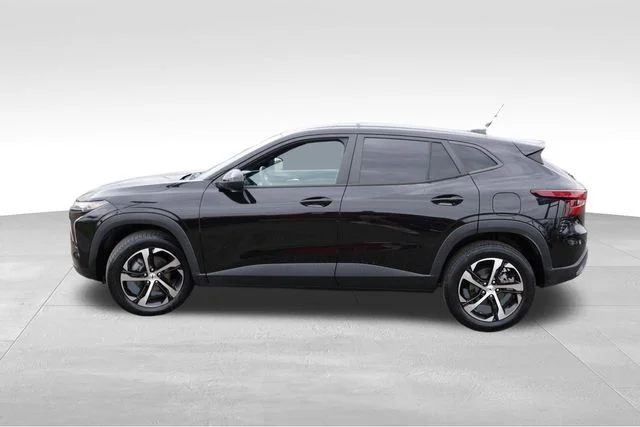 Used 2024 Black Chevrolet 1RS image 9