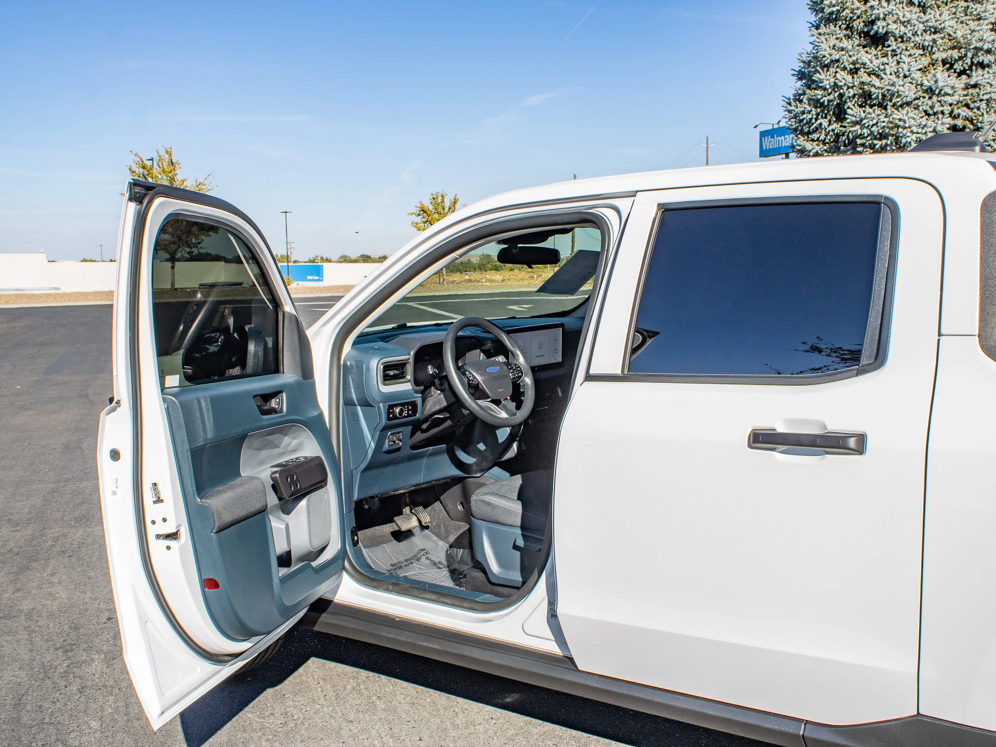 Used 2026 Oxford White Ford XL image 22