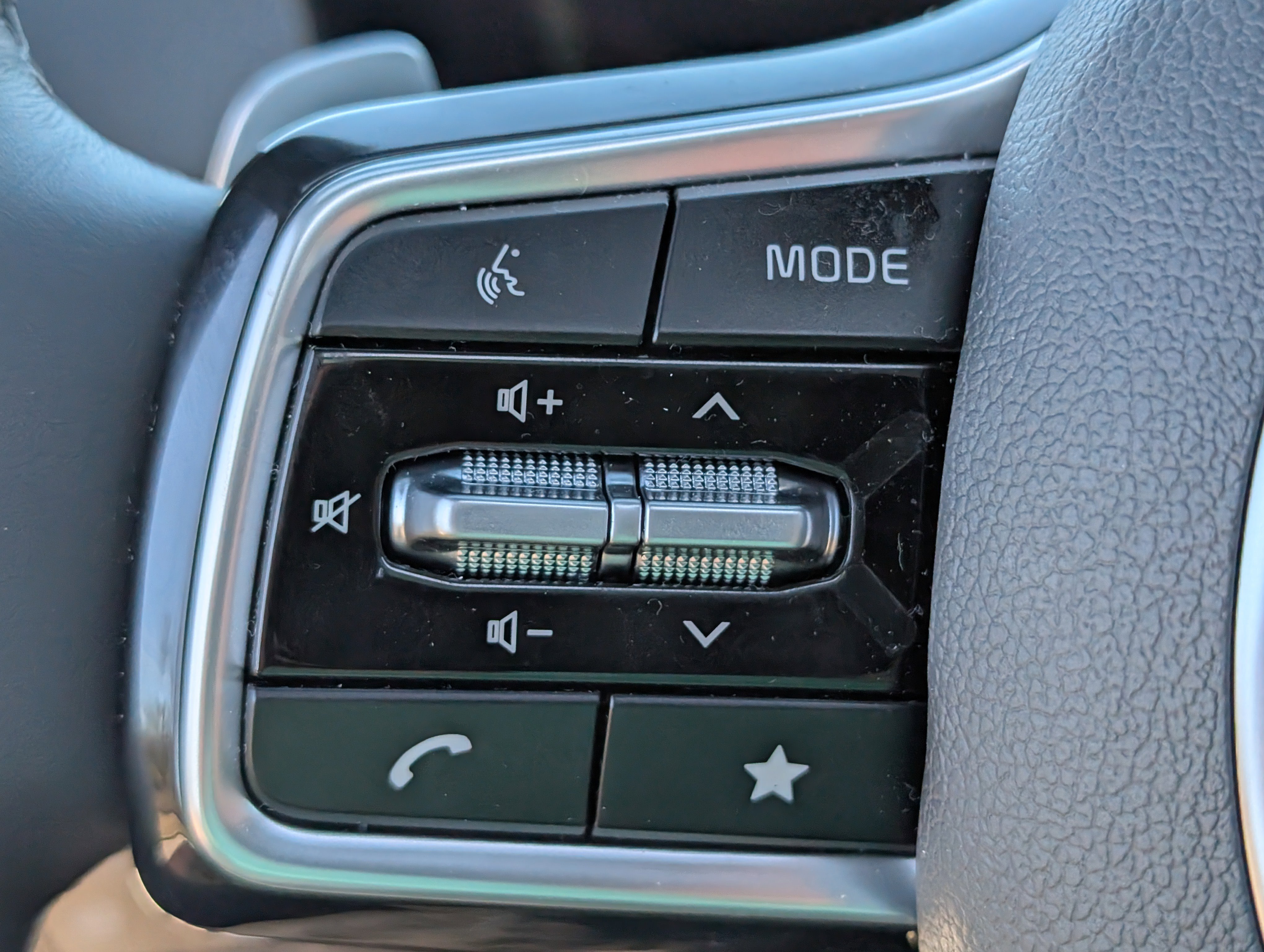 2025 Kia Sorento X-Line SX Prestige - Photo 19