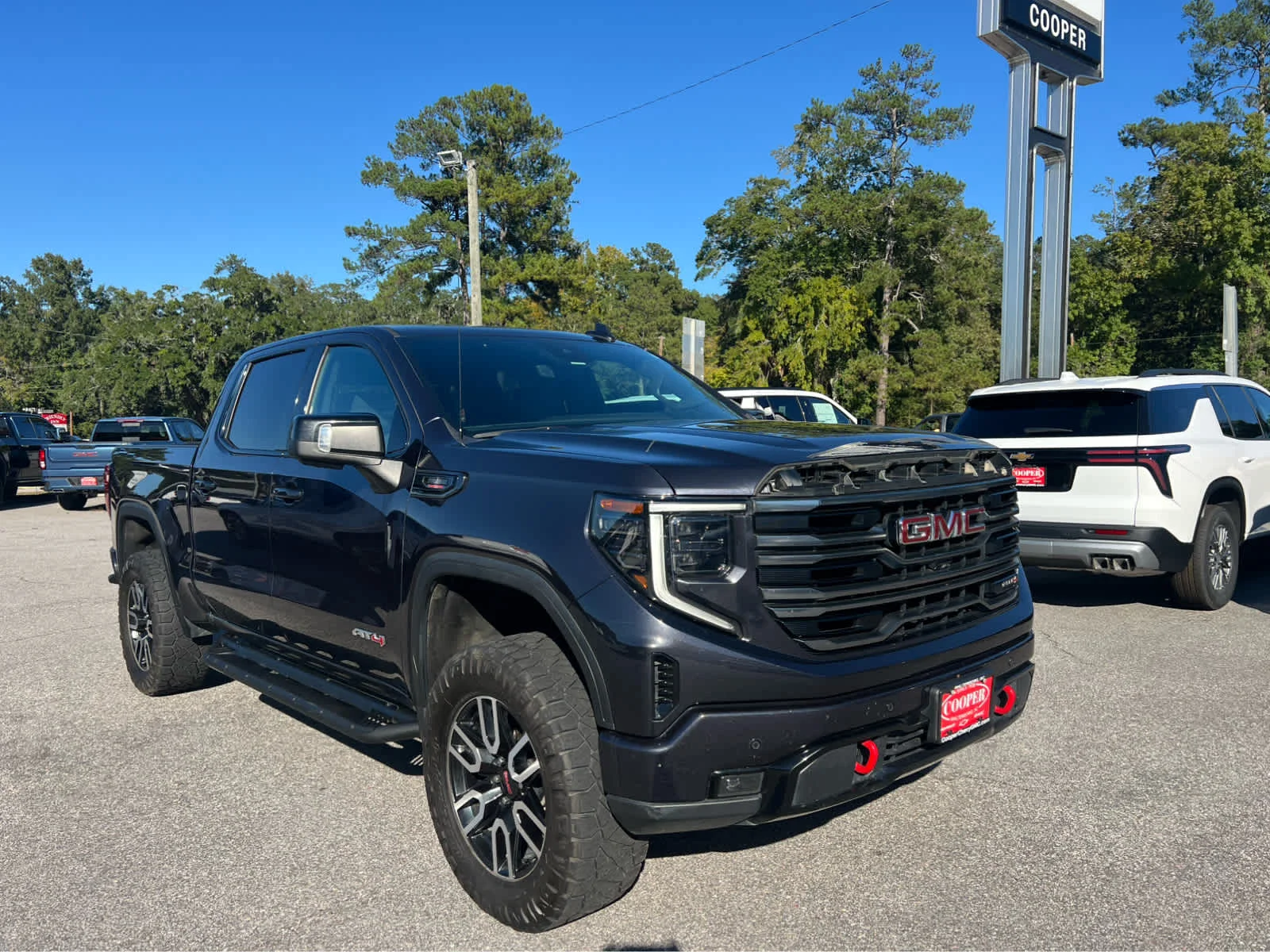 Used 2023 TITANIUM RUSH METALLIC GMC AT4 image 2