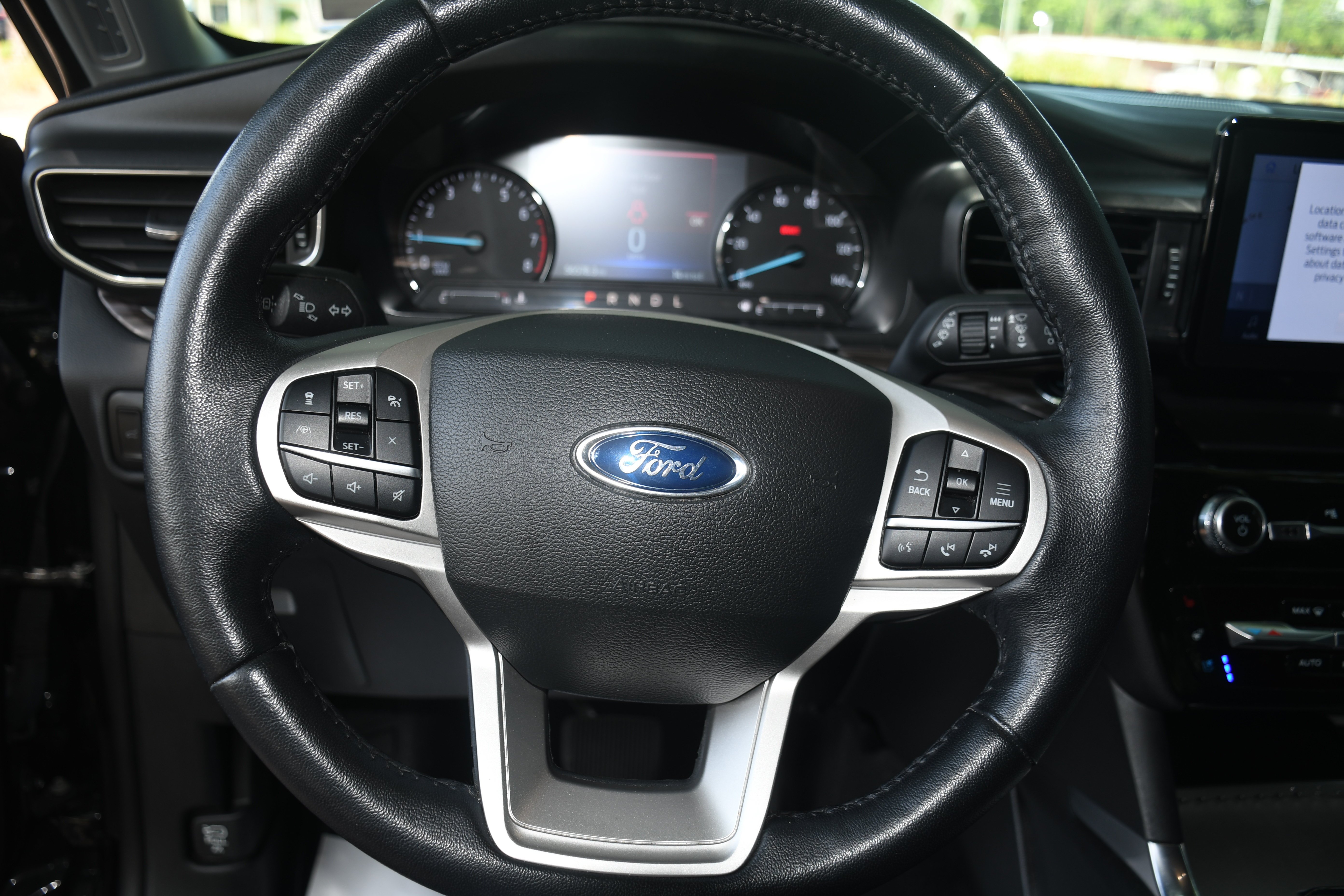 Used 2023 Black Ford Limited image 13