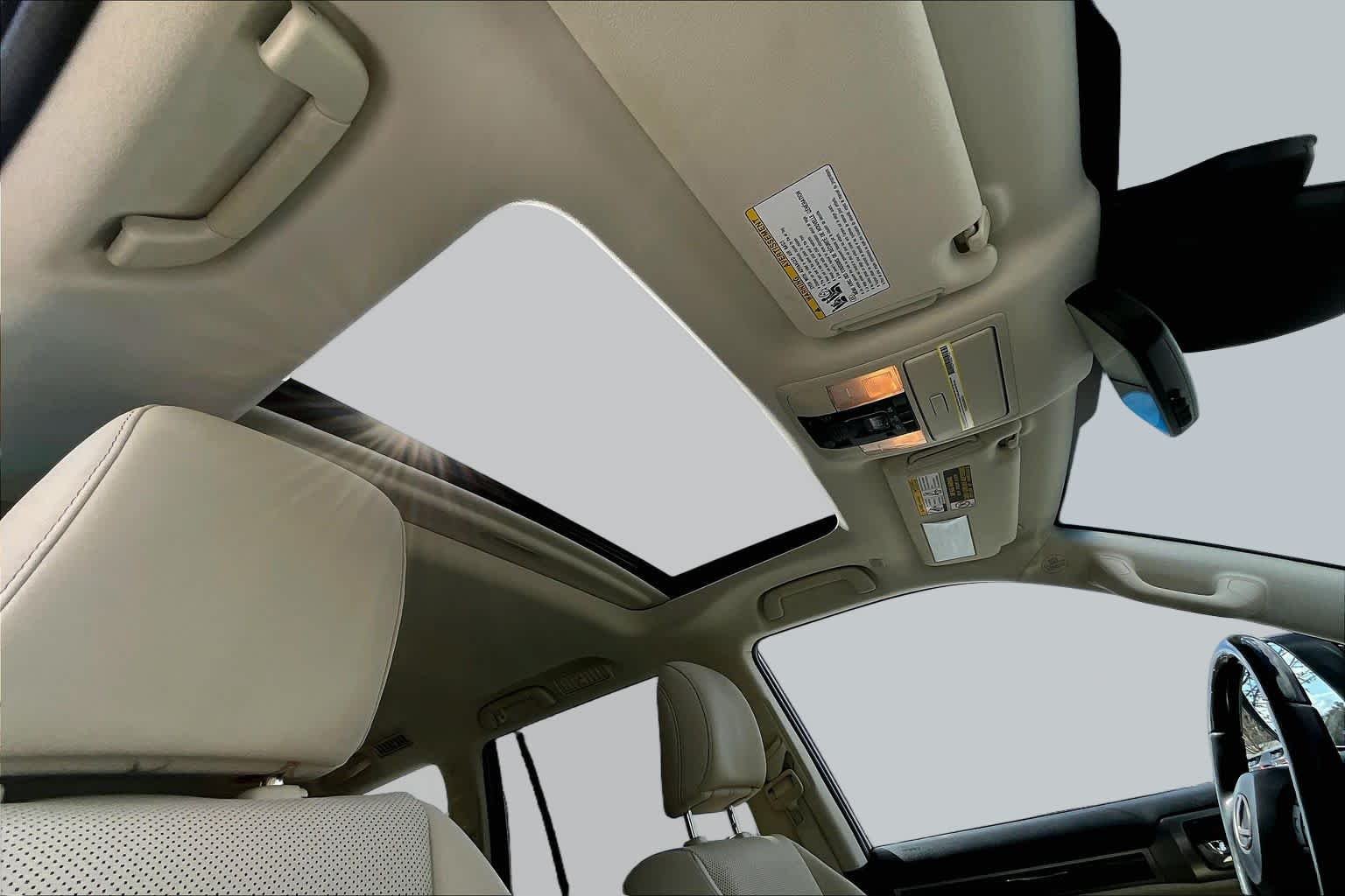 Used 2023 Eminent White Pearl Lexus Premium image 26
