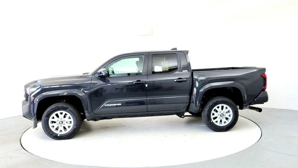 New 2026 Underground Toyota SR5 image 3