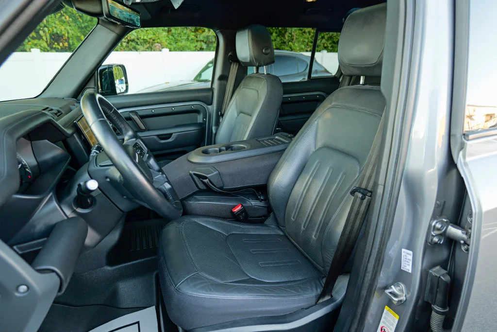 Used 2023 Gray Land Rover X image 17