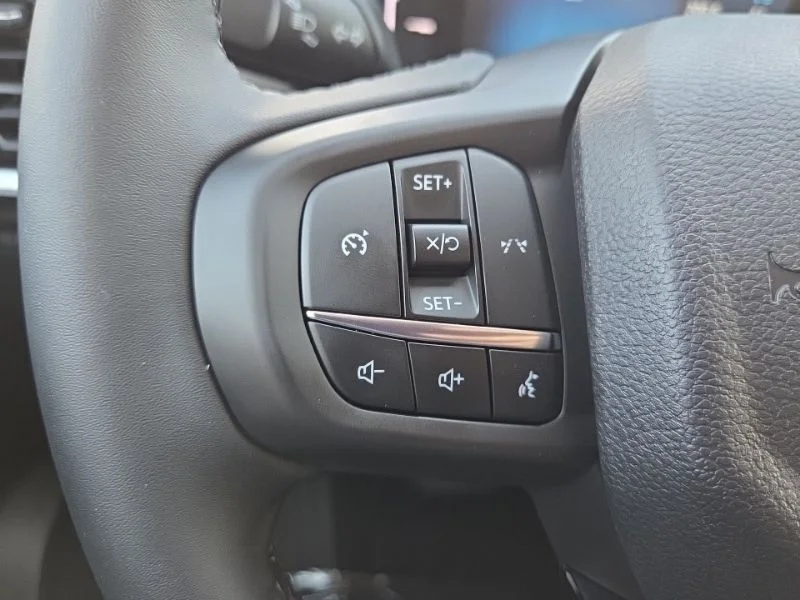 New 2026 Carbonized Gray Metallic Ford XLT image 31